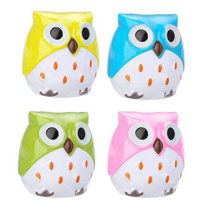 Cute Mini Plastic Owl Pencil Sharpener Random Color 2 pcs